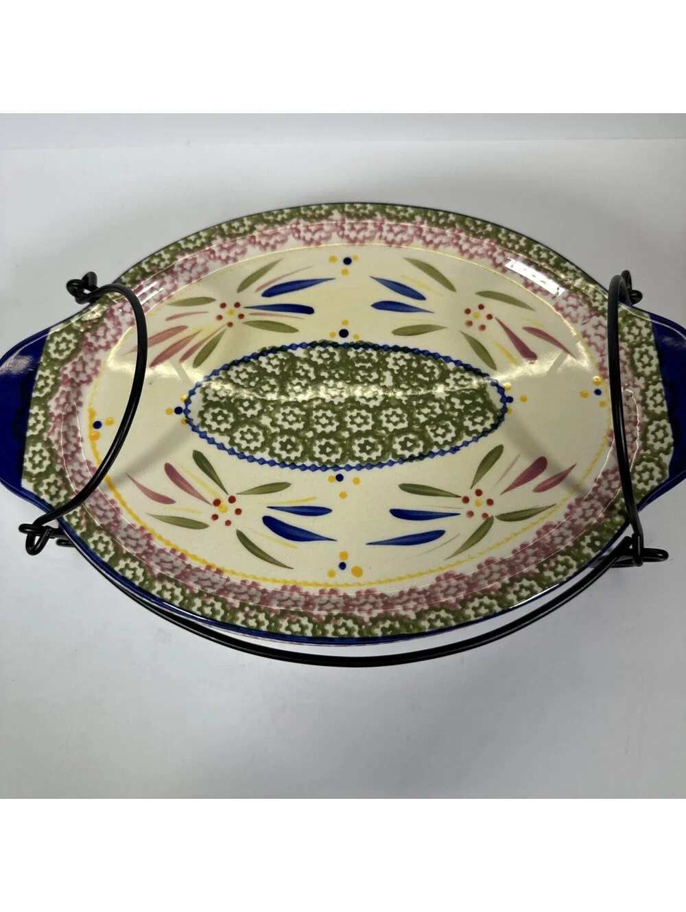 Temptations Old World Oval Baking Dish 2.5 qt Casserole Dish, Lid and Rack